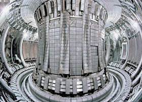 Plasmagefäß der Europäischen Fusionsanlage JET